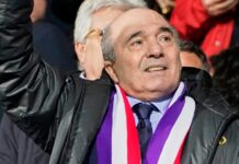 Morto il presidente della Fiorentina